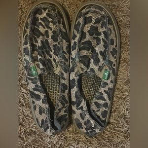 Sanuk slip ons